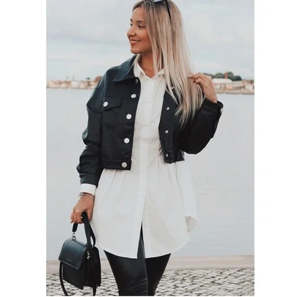 White Waist Fitted Drop Shoulder Buttoned Shirt - Picture 14 of 17